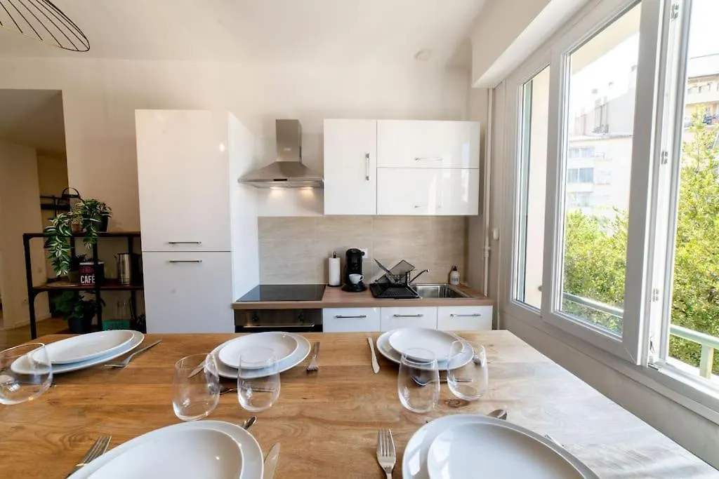 Appartement Climatise Gare St-Charles Marseille 0*,