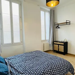 Pleasant 3-bedroom Flat In The Center Of Appartement