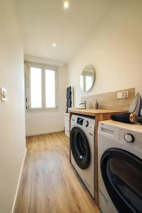 Appartement Climatise Gare St-Charles Marseille 0*,  France